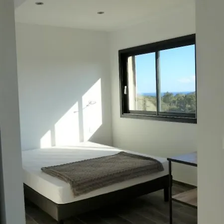 Belle D'architecte Avec Vue Mer, Piscine Privee Et Grand Jardin