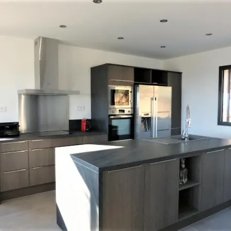 Belle D'architecte Avec Vue Mer, Piscine Privee Et Grand Jardin * קונקה